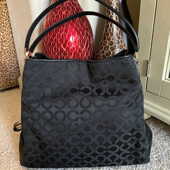 Coach Tote - Picture 9 of 10